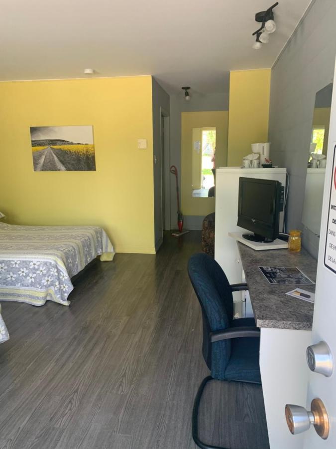 Motel Valois Yl Inc Acton Vale Eksteriør bilde
