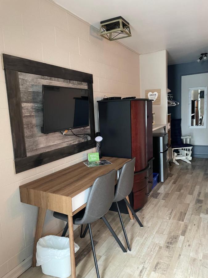 Motel Valois Yl Inc Acton Vale Eksteriør bilde